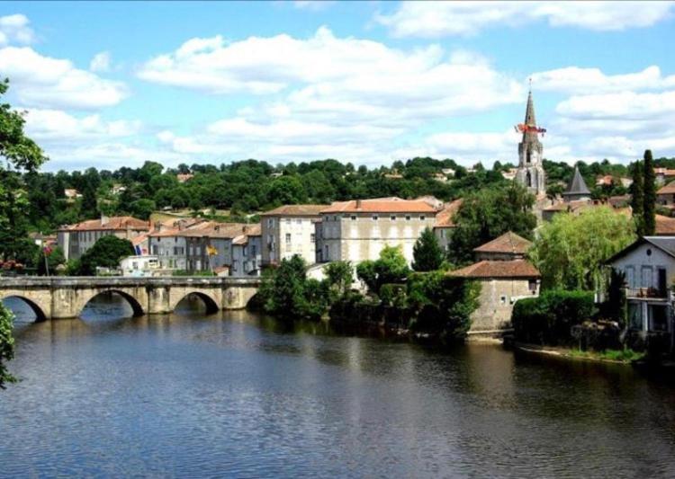 Gite Des Lavandes Oradour-Fanais Exterior photo